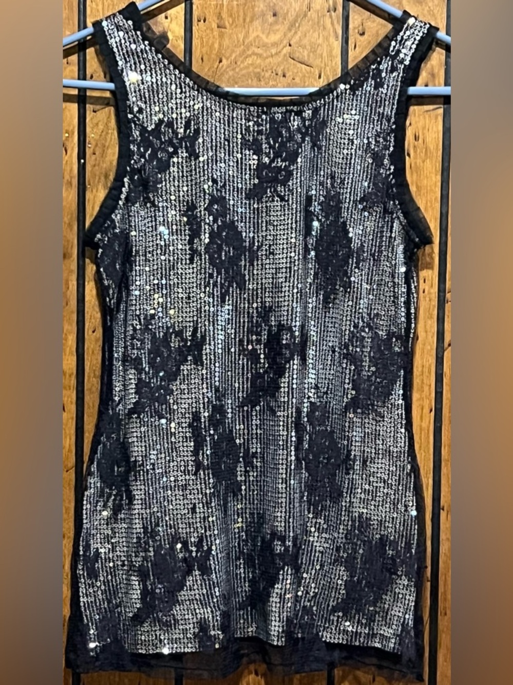 White House Black Market Black Sequin Camisole size XS - Picture 5 of 6